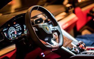 Lamborghini consegna 10.747 auto nel 2025, nuovo record globale