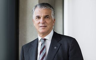 UBS: Ermotti annuncia dimissioni previste per aprile 2027