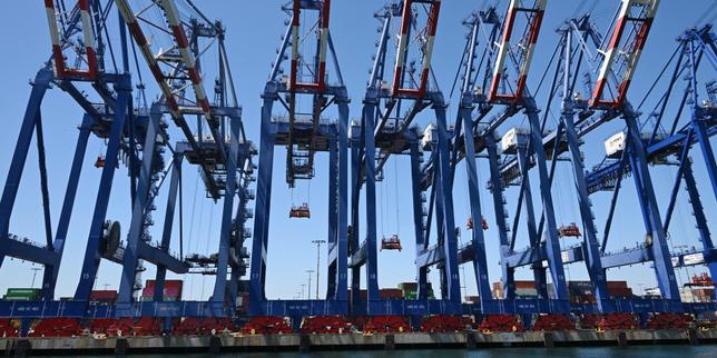 CMA CGM raccoglie 2,4 miliardi di dollari vendendo partecipazioni minoritarie in 10 porti