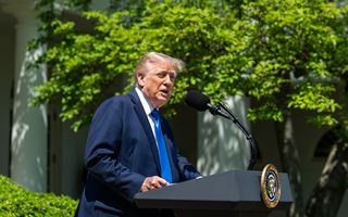 Trump: gli Stati Uniti intervenranno se l'Iran usa la violenza contro i manifestanti pacifici