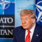 Trump minaccia dazi e forza militare sulla Groenlandia: tensioni con l'Europa