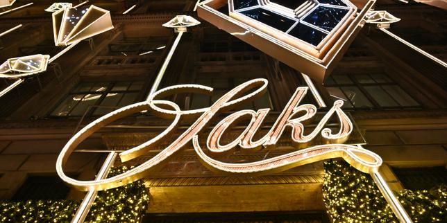 Saks Global presenta istanza di fallimento volontario, i negozi rimangono aperti
