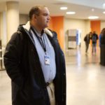 A 44 anni, Yohanes Makanda raggiunge la stabilità professionale nonostante la bipolarità