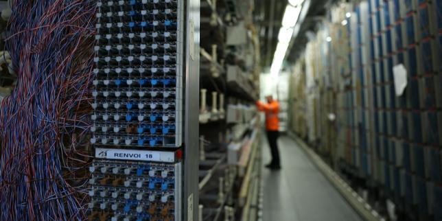 Orange rinvia la chiusura della rete ADSL di un anno a causa della lentezza della fibra ottica