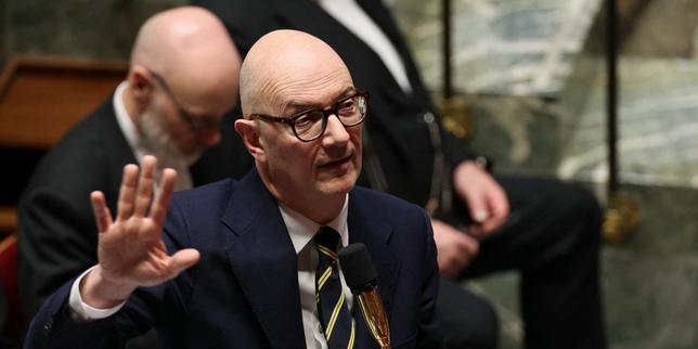 Il governo tenta di placare le polemiche sulla vendita di LMB a Loar