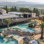 Operazioni di cessione di grandi gruppi nel settore campeggi e club vacanze: un segnale di consolidamento e crescita