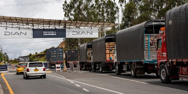 Equatore impone dazio del 30 % sulle importazioni colombiane; la Colombia risponde con la sospensione dell’elettricità