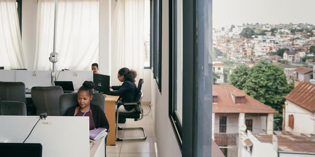 Madagascar: la precarietà dei lavoratori dell'annotazione dei dati nell'era dell'IA