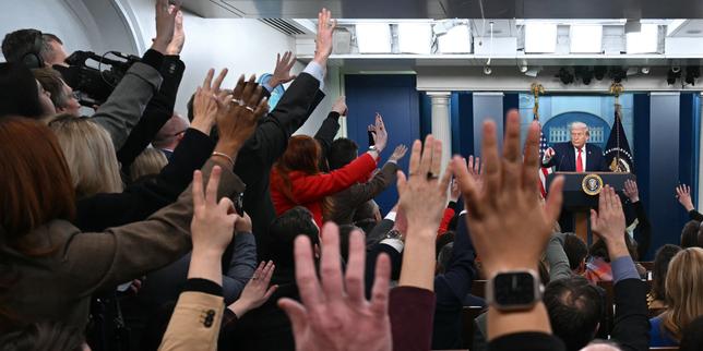 IA alimenta la crescita, ma le bollette pesano: l'economia americana in bilico un anno dopo Trump