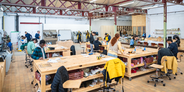 Ecole de la réparation: come la riparazione di scarpe da ginnastica può salvare il pianeta