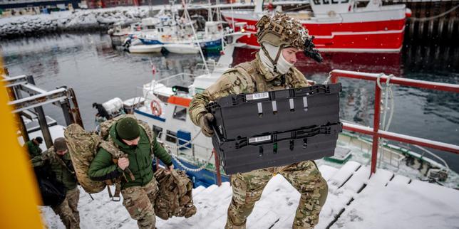Tensioni UE‑USA sulla Groenlandia fanno scendere le borse europee e spingono verso oro e argento