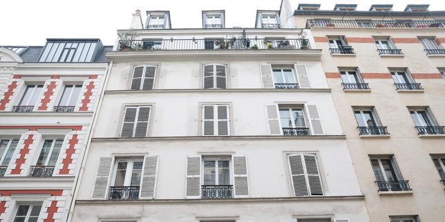 Crollo di un edificio a Parigi: 1 morto, 1 gravemente ferito tra 50 persone