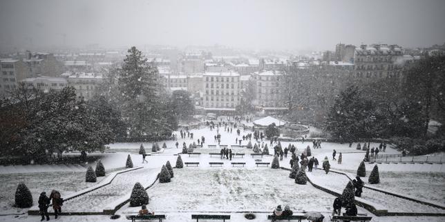 Neve e ghiaccio in Francia: 26 dipartimenti in vigilanza arancione fino a martedì