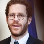 Governo francese dettaglia riforma delle assenze dei funzionari: sindacati temono riduzione dei diritti per l’assistenza all’infanzia