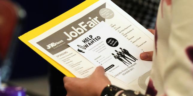 Crescita occupazionale negli USA: 584.000 posti di lavoro nel 2025, in calo rispetto ai 2 milioni del 2024