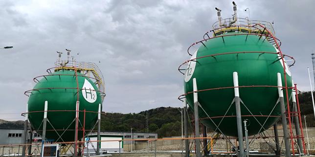 Idrogeno verde: Cina e Arabia Saudita avanzano mentre il mondo rallenta