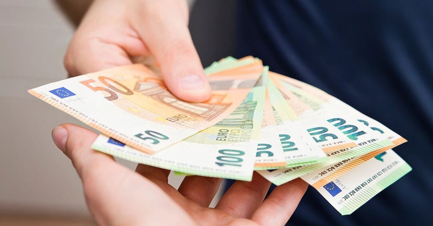 Scadenza 7 giugno 2024: le imprese italiane con più di 50 dipendenti devono pubblicare la trasparenza salariale