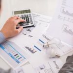 Sospensione a Parigi: le azioni di Dassault Systemes scendono di quasi 19% dopo risultati deludenti