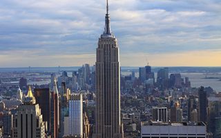 Empire State: il settore manifatturiero di New York rallenta a febbraio ma supera le previsioni