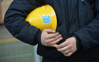 Acciaierie d'Italia richiede proroga CIGS per 4.450 lavoratori: un nuovo sostegno al lavoro