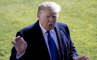 Trump lancia il Board of Peace: 5 paesi in missione per la pace a Gaza, avverte l'Iran su possibili conseguenze