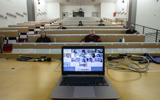 350.000 laureati giovani abbandonano il Sud: un calo di 270.000 talenti