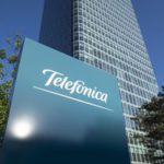 Telefonica in perdita nel 2025 per 2,8 miliardi di euro di costi di ristrutturazione