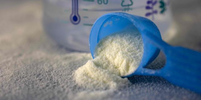 Francia richiamo prodotti per neonati dopo contaminazione di ingrediente cinese