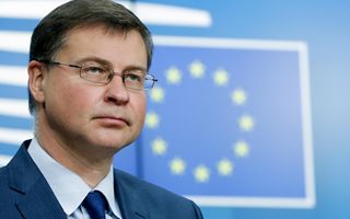 Dombrovskis: l'UE crescerà moderatamente, l'euro digitale mira all'autonomia