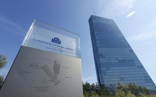 BCE mantiene i tassi al 4,25 %: Lagarde resta prudente mentre l’inflazione supera il 3,5 %