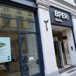 BlackRock detiene il 5,004 % di BPER Banca: impatti e prospettive
