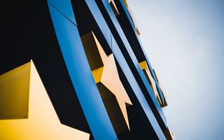 Surplus delle partite correnti dell'area euro a dicembre: 14,6 miliardi, in crescita del 64 % rispetto a febbraio