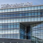 StMicroelectronics 2025: utile netto crolla dell'80% a 180 milioni di dollari, ricavi netti a 11,8 miliardi di dollari