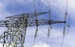 Constellation Energy: utile netto per azione scende del 49% nel Q4