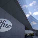 Pfizer in calo premarket: ricavi Q4 2025 sotto le aspettative, guidance 2026 invariata
