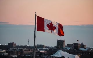 Canada: deficit commerciale 2025 raggiunge record, oltre i 7,2 miliardi di dollari canadesi