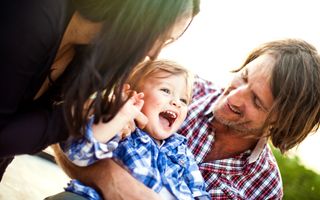 BCG Italia amplia il congedo parentale: 12 settimane di retribuzione per i genitori secondari