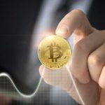 Bitcoin scende a 72.000 USD: minimo degli ultimi 15 mesi in un clima di avversione al rischio