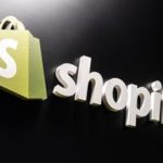 Shopify 2025: ricavi a 11,6 miliardi (+30%) e buyback da 2 miliardi