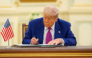 U.S. impone un dazio del 10% su importazioni globali: motivazioni e impatti