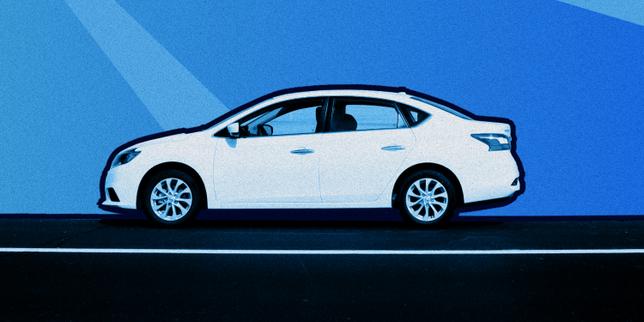 Il ritorno delle auto in centro non salva i negozi: e‑commerce e periferie spingono la vacanza commerciale