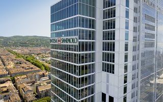 Barclays alza il target price di Intesa Sanpaolo a 7 euro, mantenendo l'Overweight