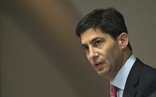 Trump nomina Kevin Warsh nuovo presidente della Federal Reserve