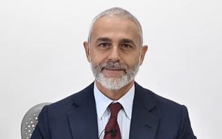 BFF sospende dividendo attuale per consolidare il rischio, ma mantiene politica semestrale