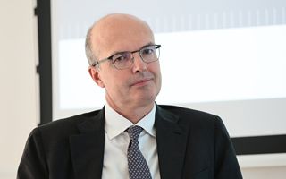 Mediobanca: la rete distributiva resta pilastro, trasformazione 2025 conferma solidità e resilienza