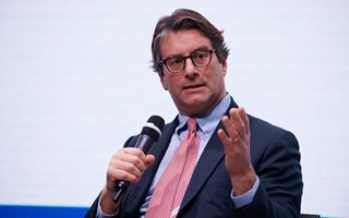 Intesa Sanpaolo lancia modello unico di finanza straordinaria per le PMI del Mezzogiorno