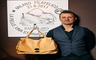 Postina Zanellato: 15 anni dall'annullato filatelico che ha onorato la sua borsa iconica