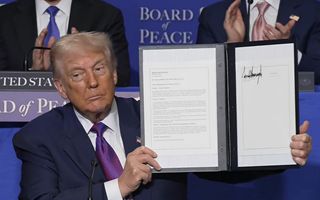 Trump inaugura il Board of Peace per Gaza: supervisione diretta delle operazioni ONU