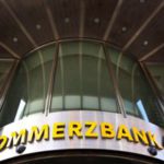 Commerzbank: utili record nel 2025 spingono a rialzare le previsioni