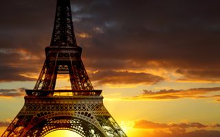 Francia in crisi: deficit record, governo instabile e mercati in allerta